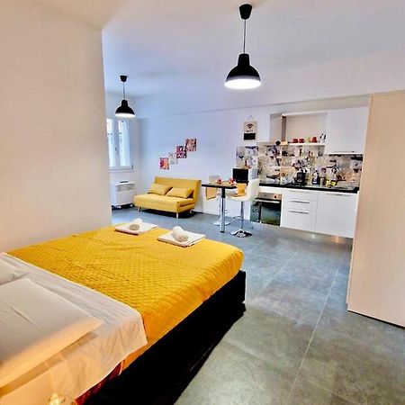 Friendlyhouse Lägenhet Bologna Exteriör bild